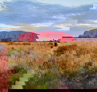 Uluru Ayers Rock Sunset with Outback Barbecue Dinner and Star Tour - Accommodation Perth