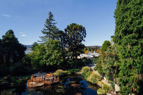 Private Royal Tasmanian Botanical Gardens Walking Tour - Accommodation Perth 3