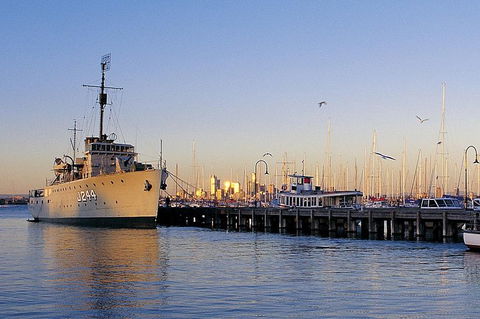 Melbourne City And Williamstown Ferry Cruise - Accommodation Perth 4