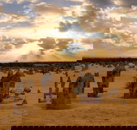 Pinnacle Desert Sunset and Night-time Stargazing Tour from Perth - Accommodation Perth