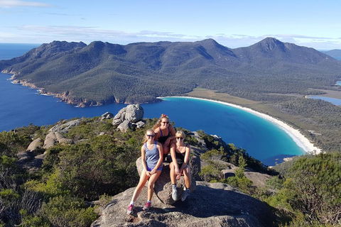 2-Day Tas East Coast Escape Tour Including Bay Of Fires, Wineglass Bay & Devils - Accommodation Perth 1
