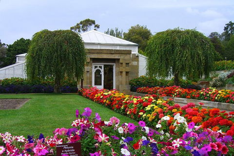 Hobart City Sightseeing Tour Including MONA Admission - Accommodation Perth 0