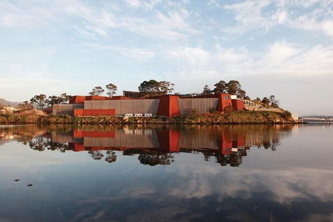 Hobart City Sightseeing Tour Including MONA Admission - Accommodation Perth 2