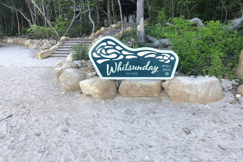 2 Night Small Group Whitsundays Sailing Adventure Aboard Mandrake - Accommodation Perth 1