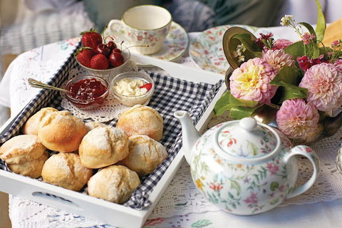 Brisbane Day In The Country Full-Day Small-Group Tour With Lunch - Perth Resorts 1