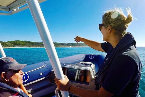 Julian Rocks Byron Bay Cruise - Accommodation Perth 3