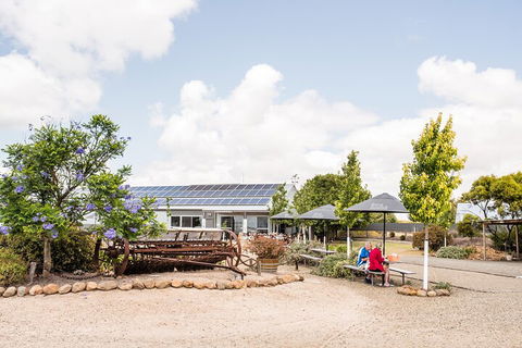 Heritage, Wine & Gin Tours - Accommodation Perth 5