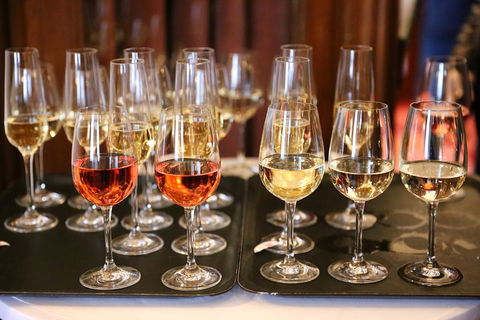Yarra Valley Private Car Winery Tour And Chocolate.1-7 Passengers One Car Price - Accommodation Perth 3