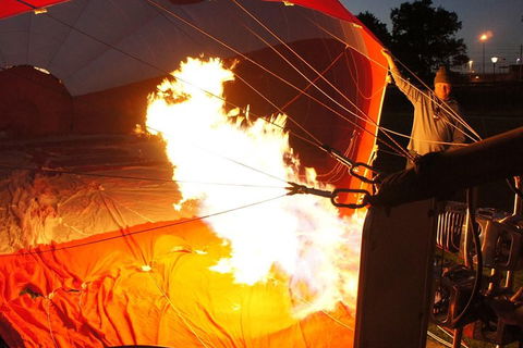 Melbourne Balloon Flights, The Peaceful Adventure - Accommodation Perth 0