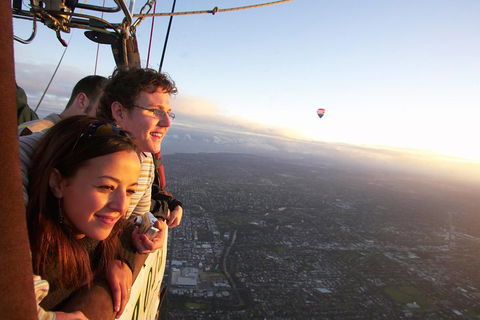 Melbourne Balloon Flights, The Peaceful Adventure - Accommodation Perth 1