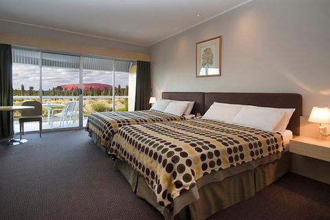 3-Day Uluru-Kata Tjuta And Kings Canyon 4WD Small-Group Eco-Tour From Alice Springs - Accommodation Perth 0