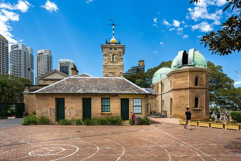 Sydney Scavenger Hunt: Inside Sydney - Perth Resorts 1