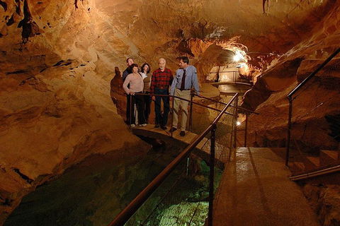 Private Tour: Jenolan Caves & Blue Mountains In A Day - Perth Resorts 3