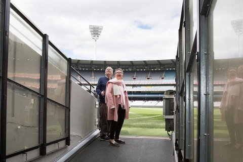 Ultimate Sports Lovers Bus Tour Of Melbourne - Accommodation Perth 3